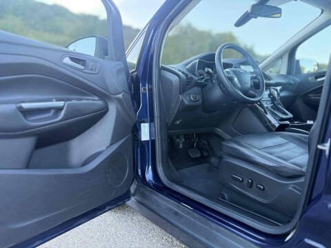 2017 Ford C-MAX Energi Titanium