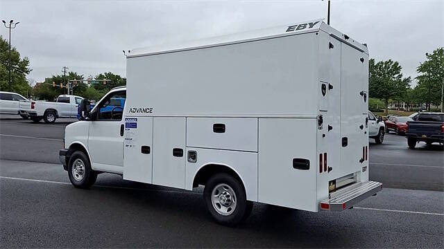 2025 Chevrolet Express 3500