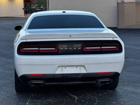 2020 Dodge Challenger SXT