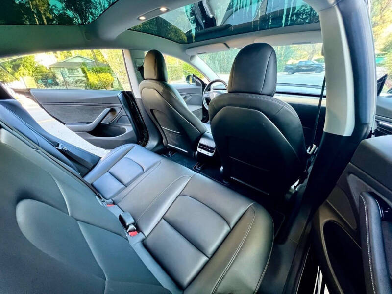 2018 Tesla Model 3 Mid Range