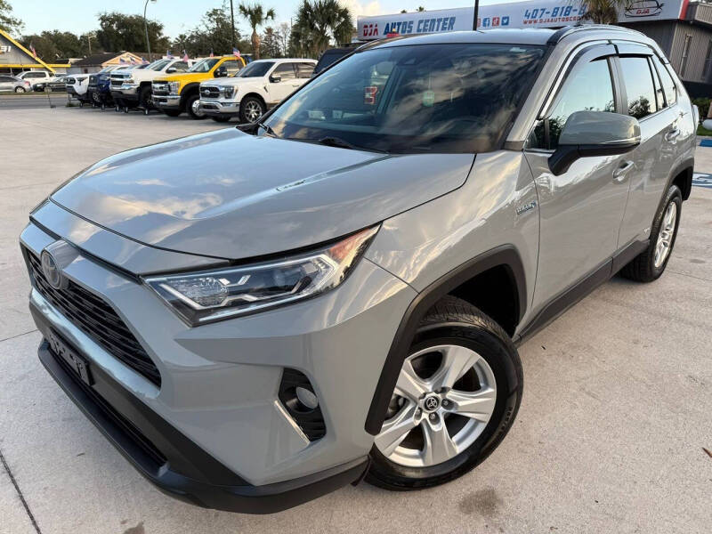 2021 Toyota RAV4 Hybrid XLE