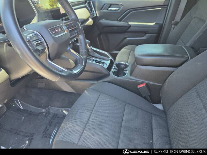 2024 GMC Canyon Elevation