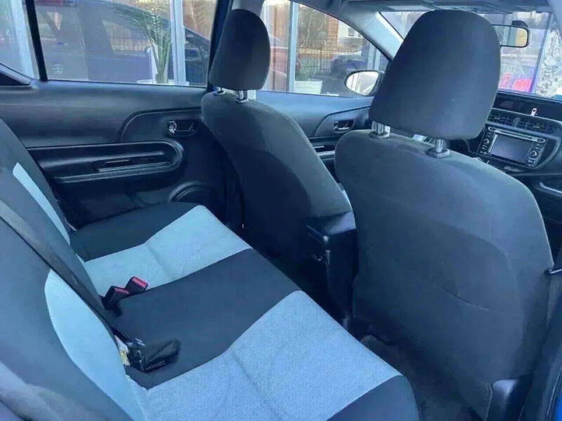 2015 Toyota Prius c