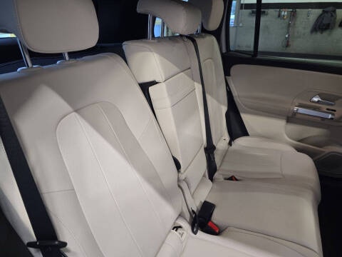 2025 Mercedes-Benz GLB GLB 250