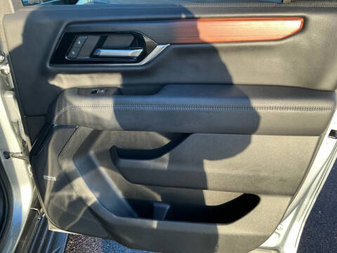 2025 GMC Yukon XL Denali