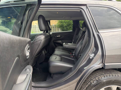 2019 Jeep Cherokee Latitude Plus
