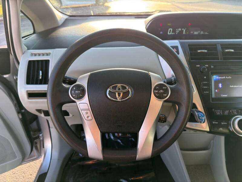 2012 Toyota Prius v Two
