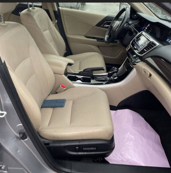 2017 Honda Accord Hybrid EX-L