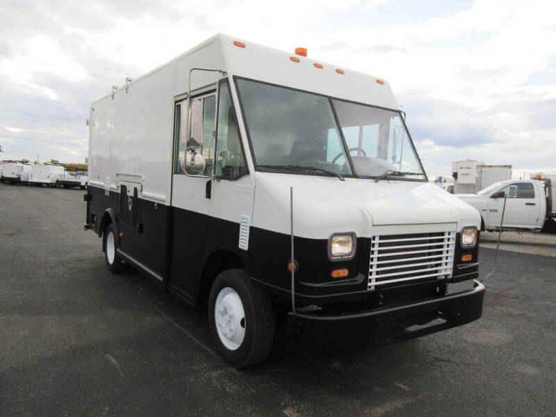2010 Freightliner MT45 Chassis for sale in London, OH
