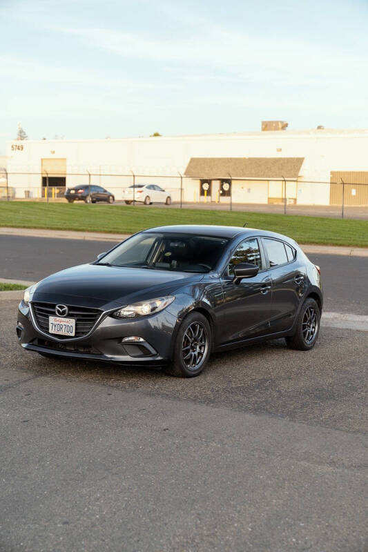 2016 Mazda MAZDA3 i Sport