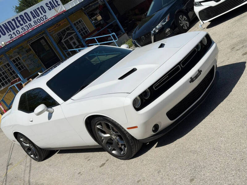 2015 Dodge Challenger SXT Plus