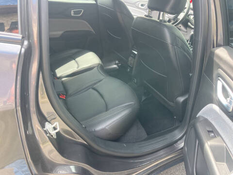 2023 Jeep Compass Latitude Lux