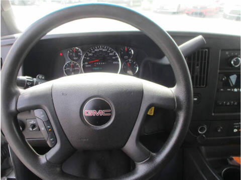 2017 GMC Savana 2500