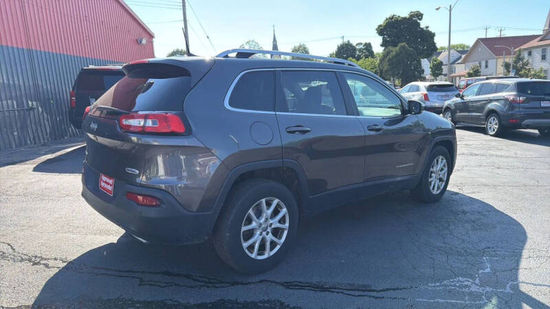 2016 Jeep Cherokee