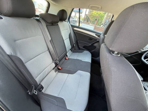 2016 Volkswagen e-Golf SE