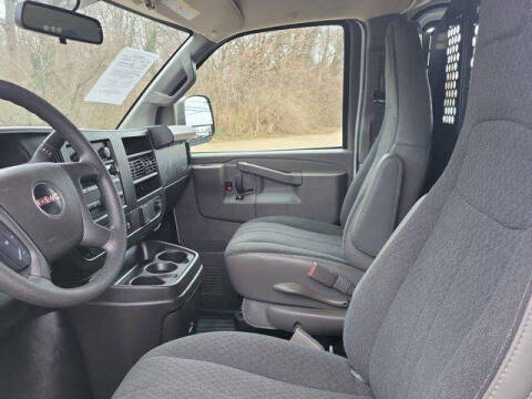 2024 GMC Savana 2500