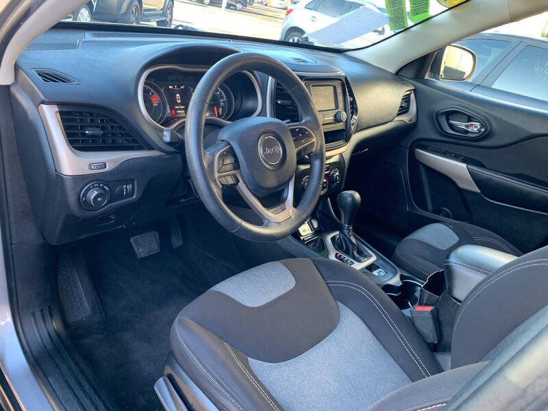 2018 Jeep Cherokee Latitude