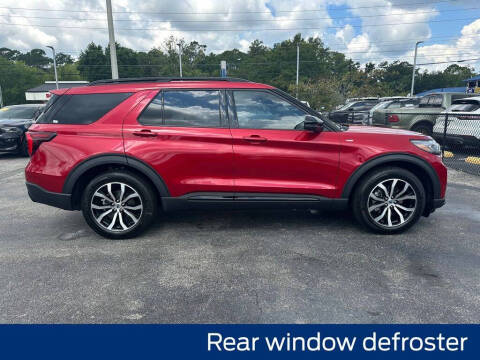 2025 Ford Explorer ST-Line