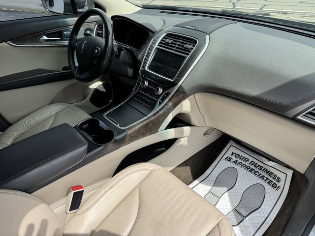 2016 Lincoln MKX Select