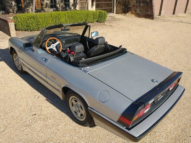 1986 Alfa Romeo Spider Veloce