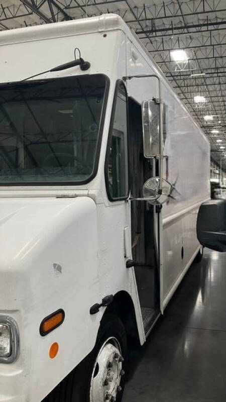 2013 Freightliner MT55 Chassis