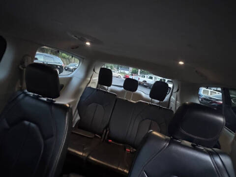 2019 Chrysler Pacifica Touring L