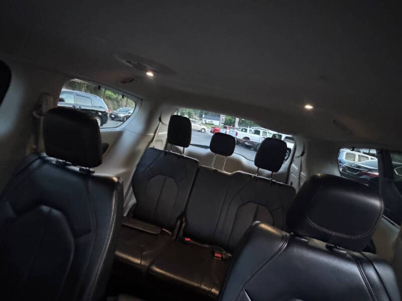 2019 Chrysler Pacifica Touring L