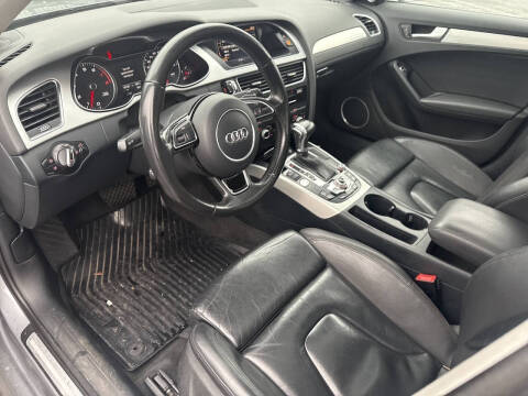 2016 Audi A4 2.0T quattro Premium Plus