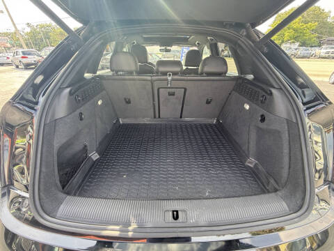 2016 Audi Q3 2.0T Premium Plus