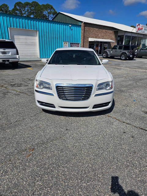 2014 Chrysler 300 for sale at Knight Motor Company in Valdosta, GA