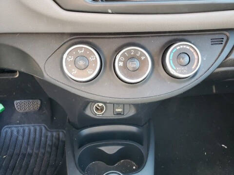 2015 Toyota Yaris 5-Door L