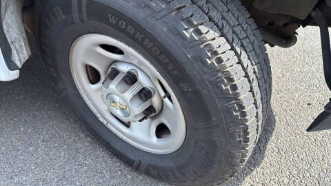 2023 Chevrolet Express 2500