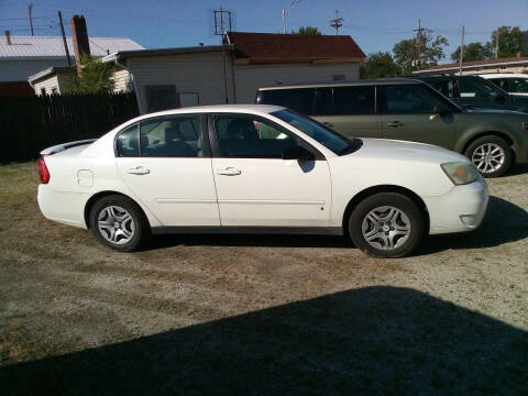 2008 Chevrolet Malibu Classic for sale at RICK'S AUTO SALES in Logansport IN