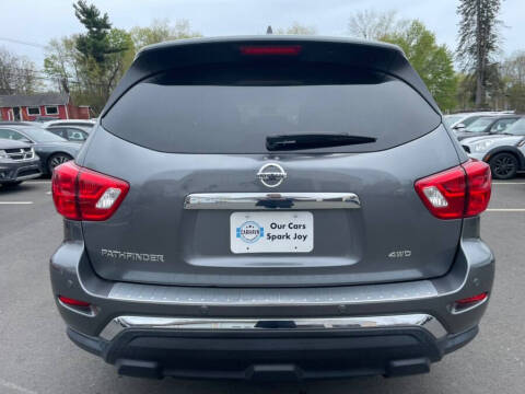 2020 Nissan Pathfinder S