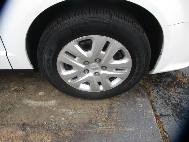 2015 Dodge Grand Caravan American Value Package