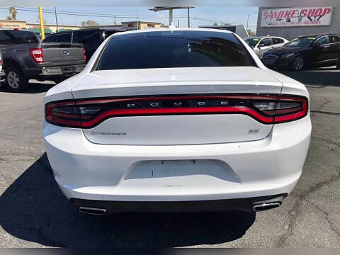 2017 Dodge Charger SXT