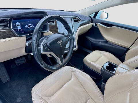 2015 Tesla Model S