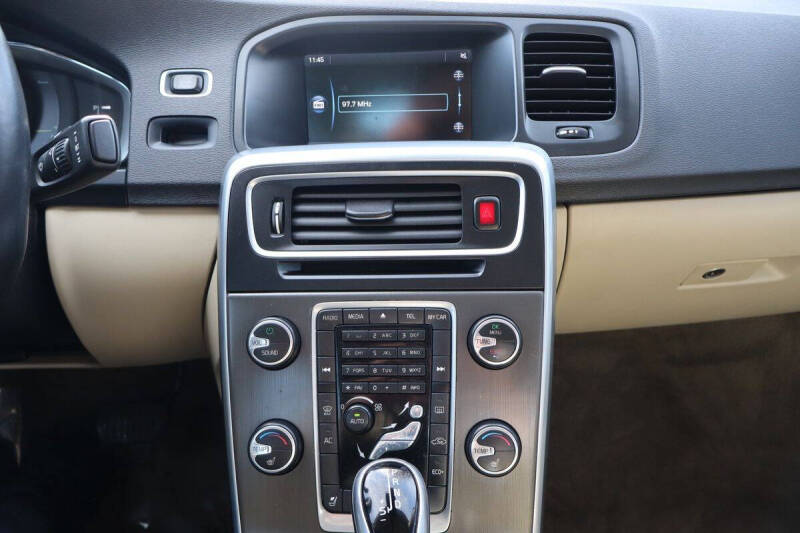 2015 Volvo S60 T5 Drive-E Premier