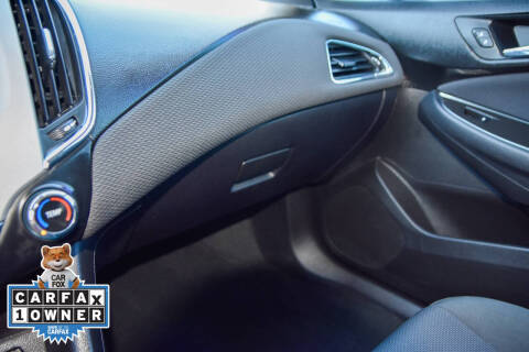 2017 Chevrolet Cruze LS Auto