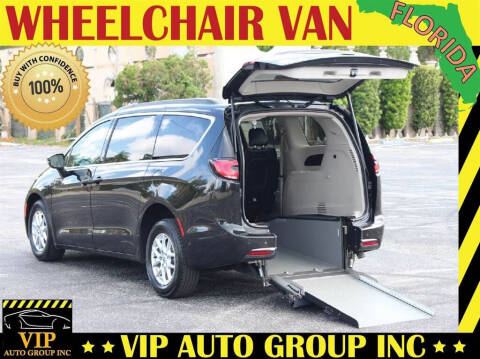 2022 Chrysler Pacifica Touring L