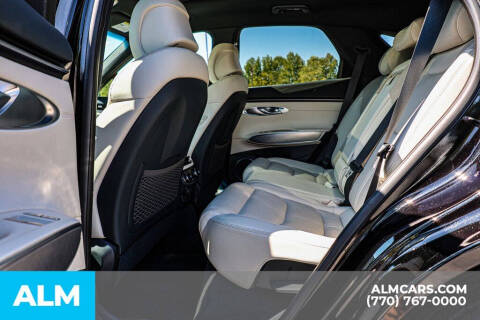 2024 Genesis Electrified GV70