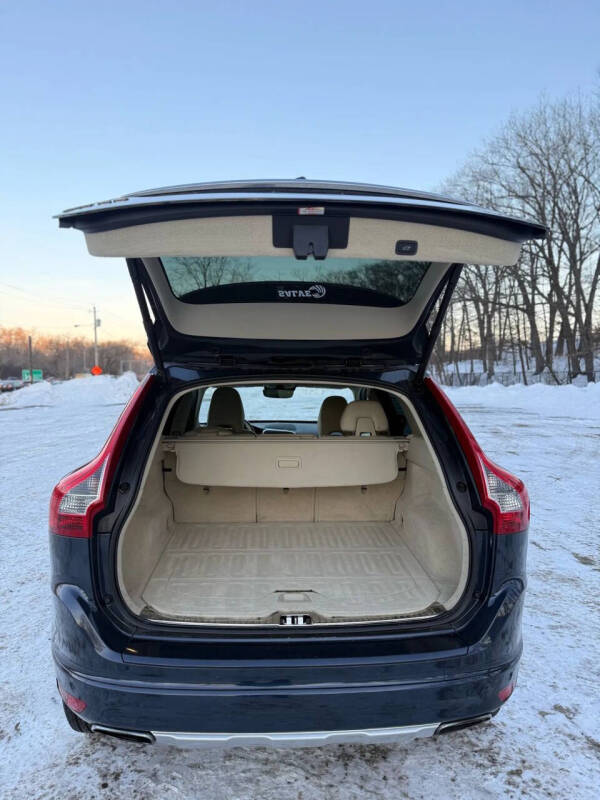 2015 Volvo XC60 T5 Drive-E Platinum