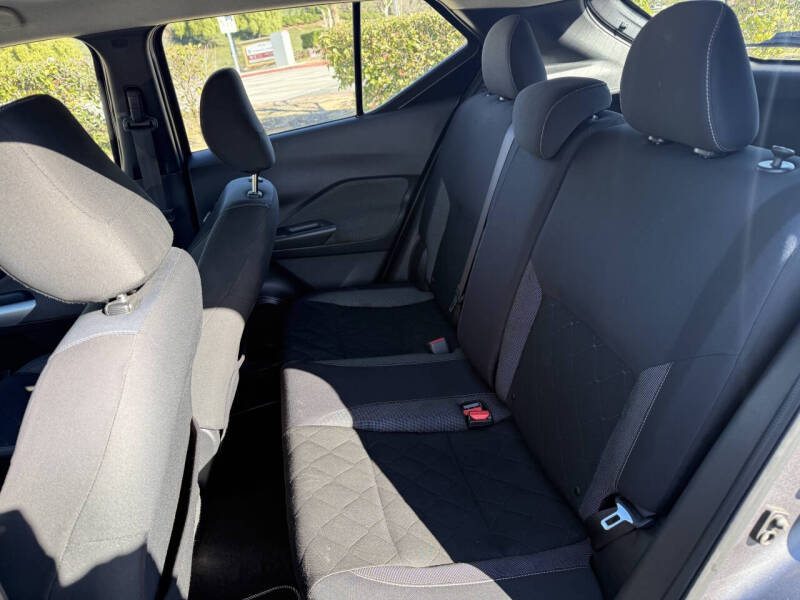 2019 Nissan Kicks SV