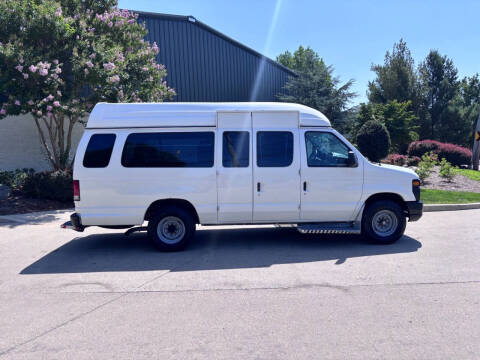 2011 Ford E-Series E-350 SD