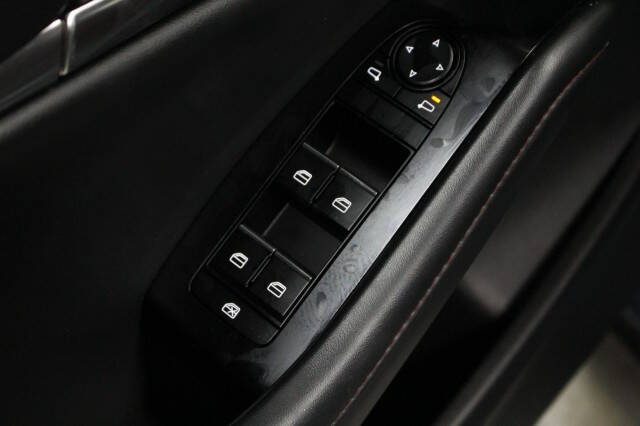 2024 Mazda Mazda3 Sedan 2.5 S Carbon Edition