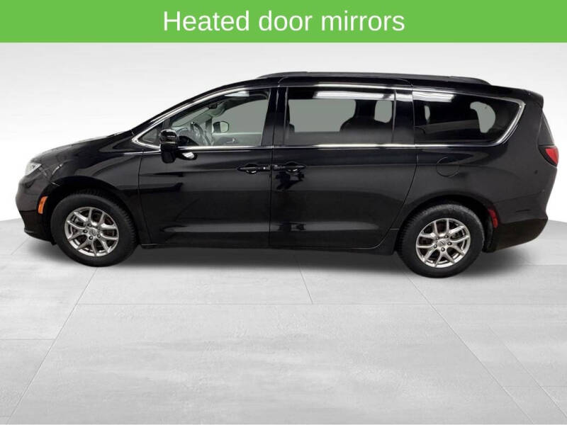 2021 Chrysler Pacifica Touring - Photo 6