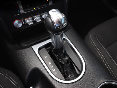 2022 Ford Mustang EcoBoost
