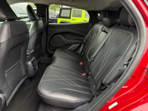 2021 Ford Mustang Mach-E Select