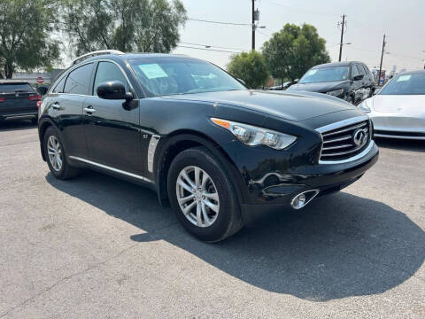 2016 Infiniti QX70