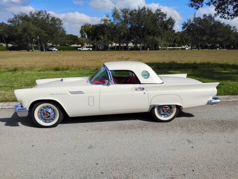 1957 Ford Thunderbird